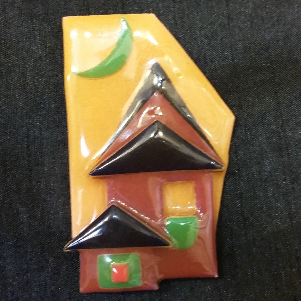 Vintage enamel brooch